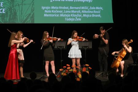 ZLATE PETICE 52 FOTO LJUBO VUKELIČ